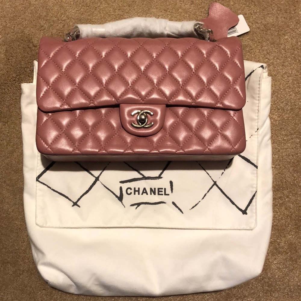 Quilted crossbody bag